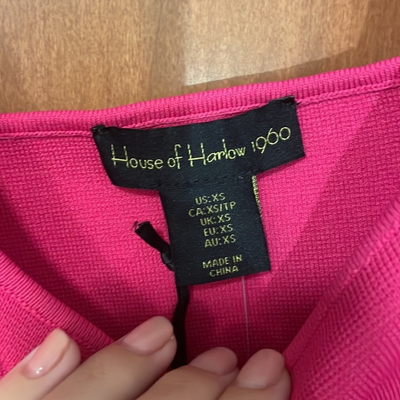 Hot pink house of Harlow top - Picture 3 of 4